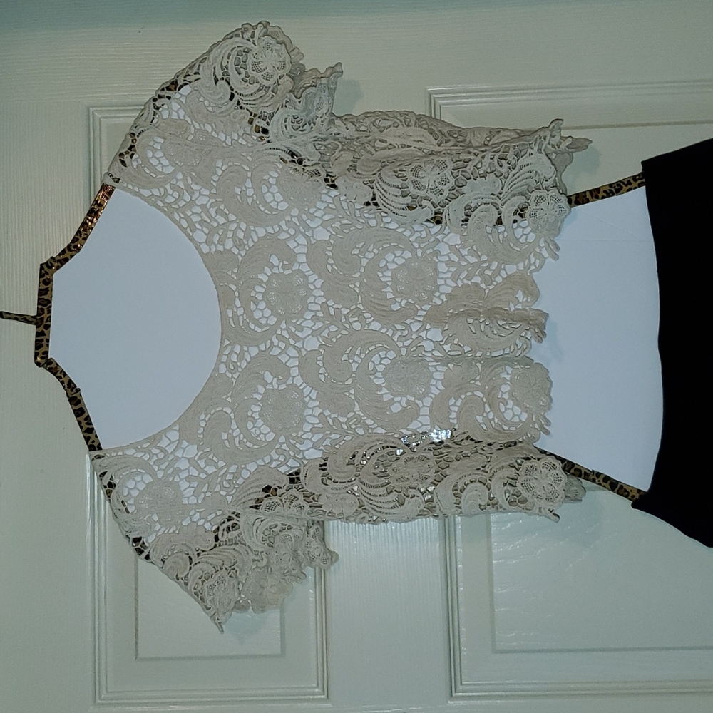 3/$15 Crochet cover up top